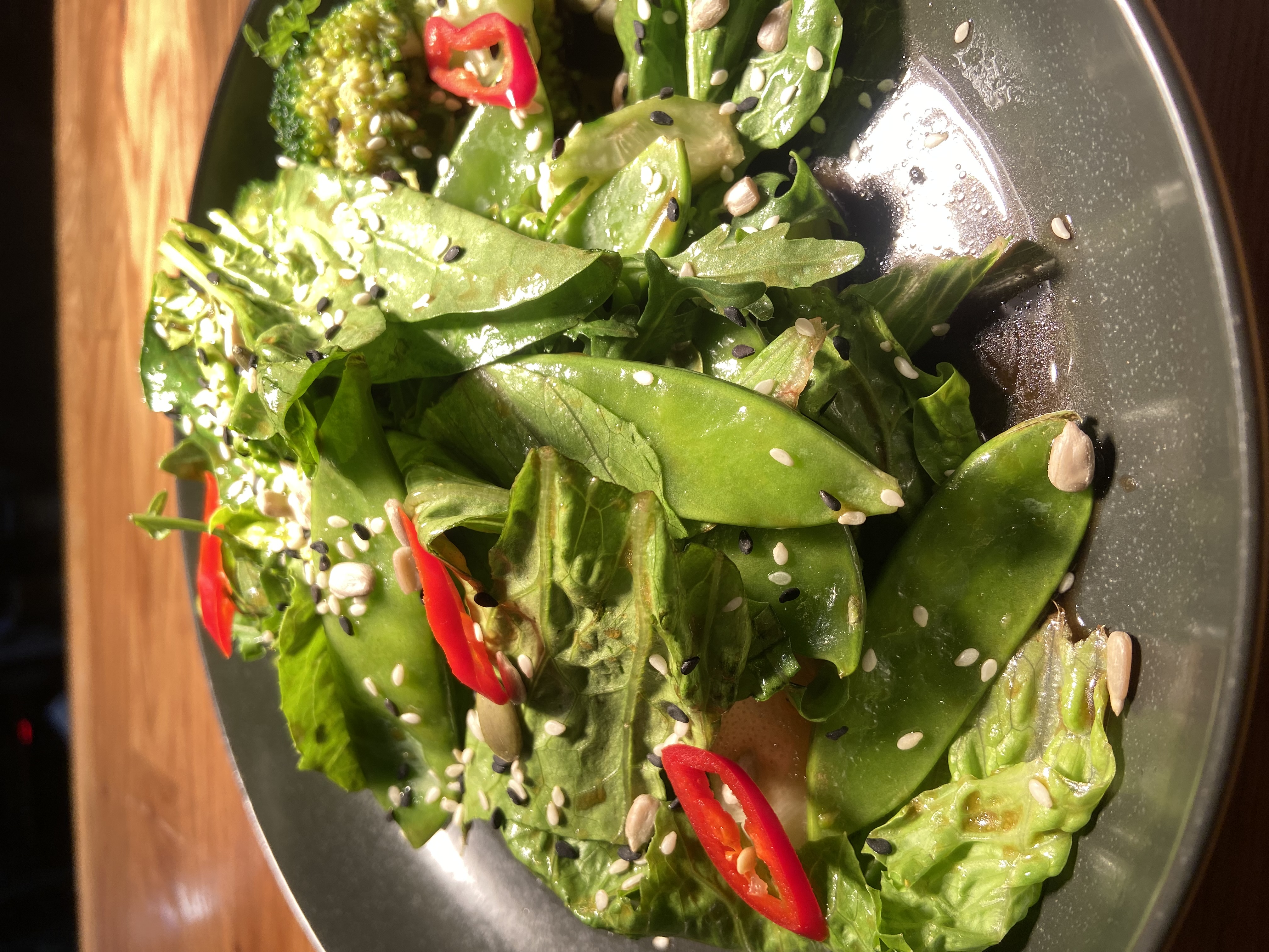 Большой зеленый салат