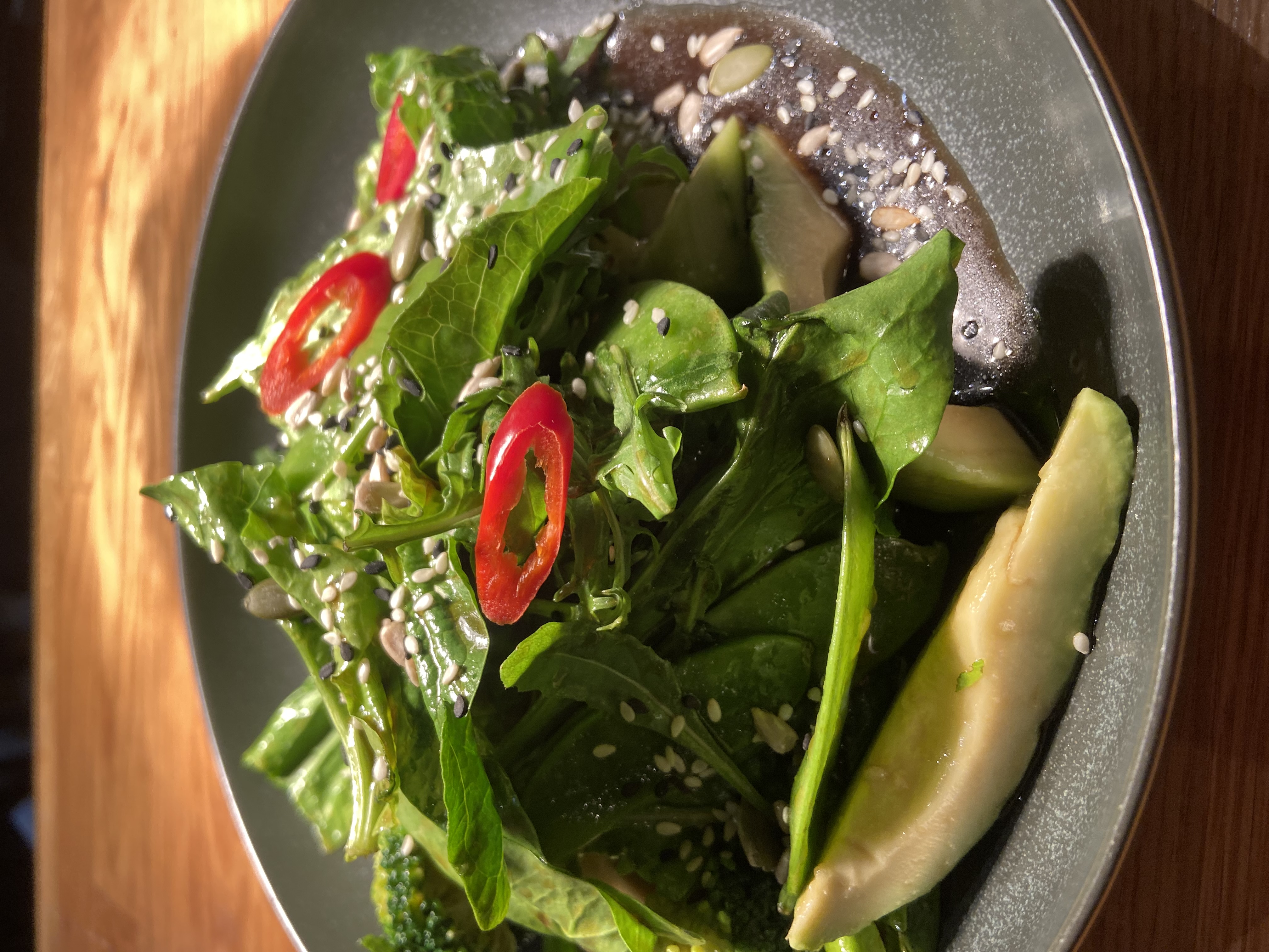 Большой зеленый салат